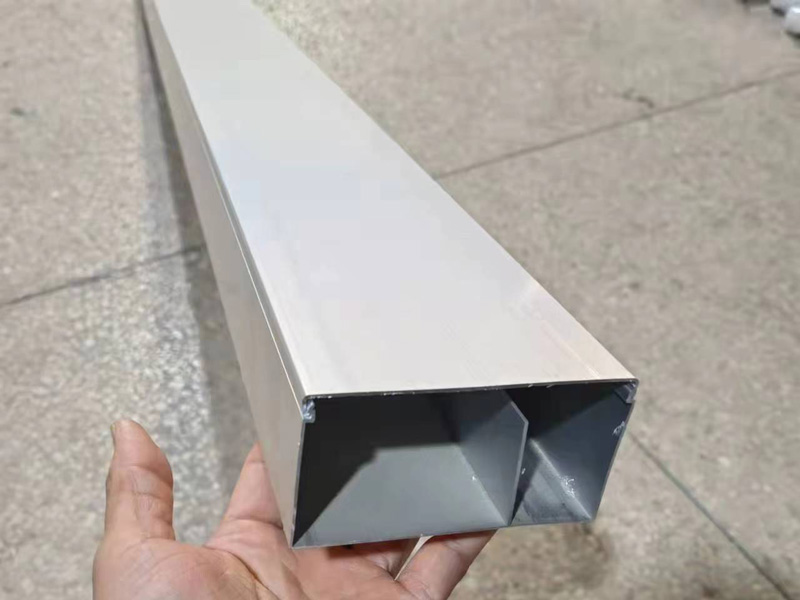 鋁合金線(xiàn)槽